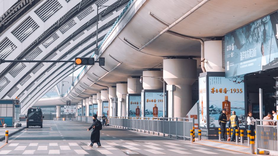 不同路径四年总成本对比图