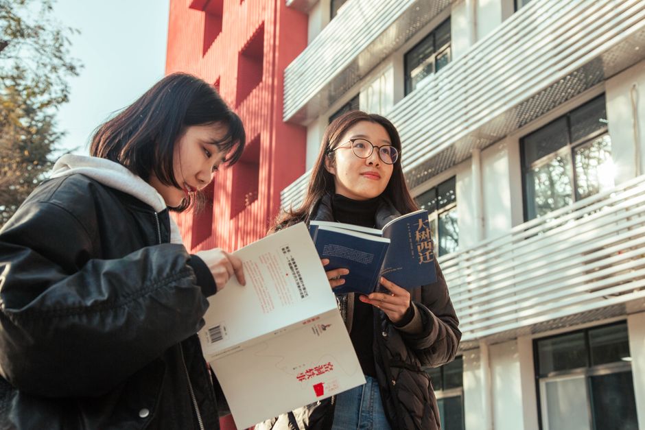25国留学费用对比表