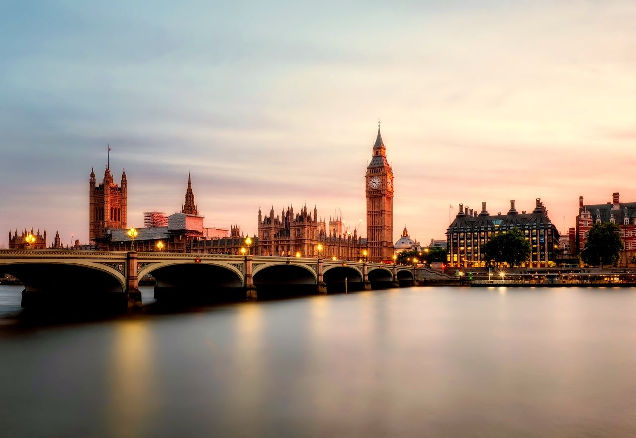 英国留学中介选择标准与机构对比